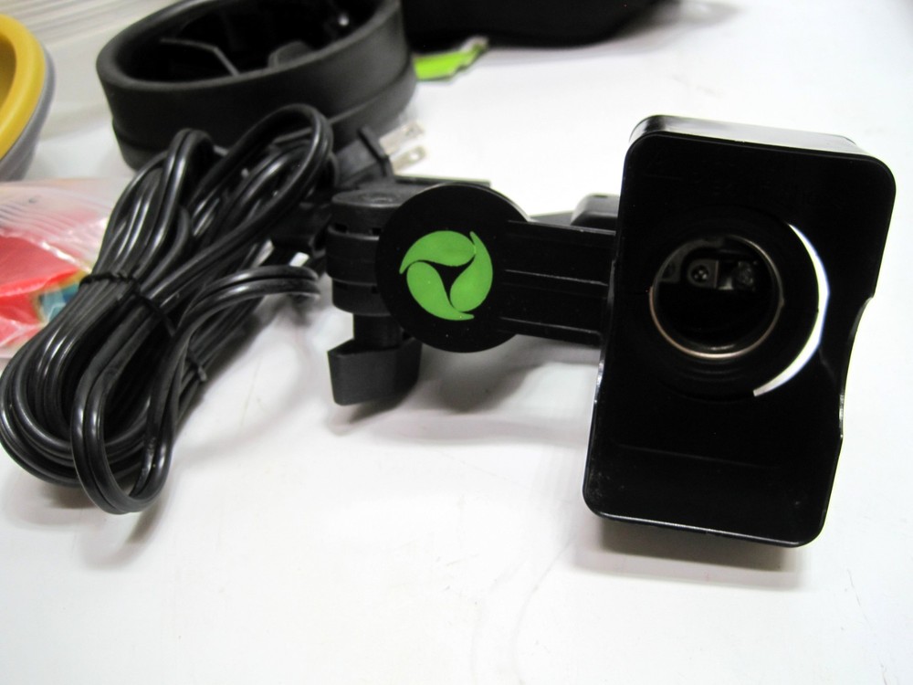 Lightbulb Adapter Gary Fong W/Lightsphere Diffuser Kit