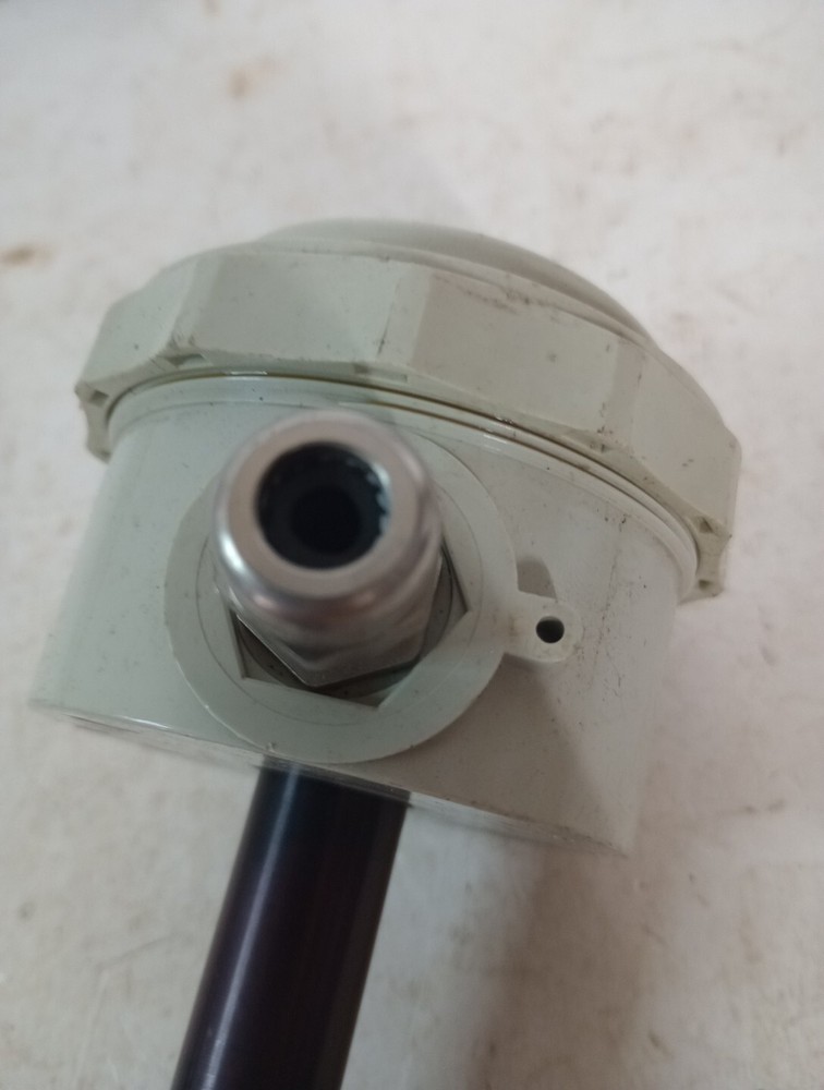 Dwyer AVU-1-A Air Velocity Transmitter