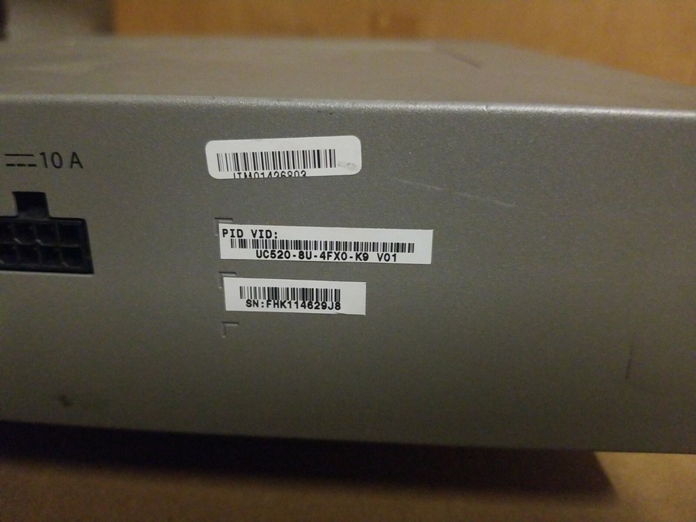 Cisco UC520-8U-4FXO-K9 Voip Gateway