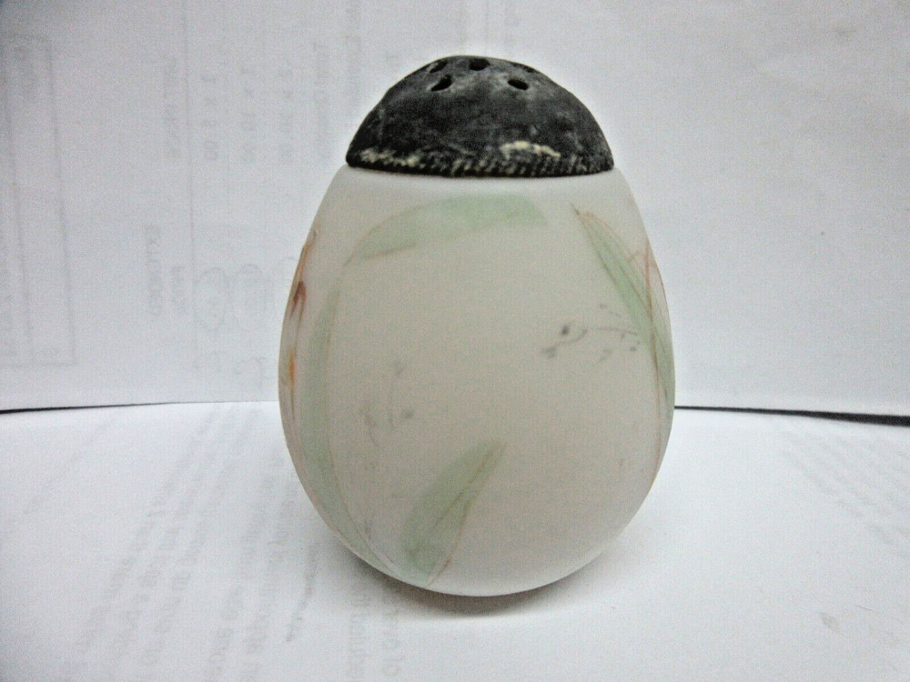 ANTIQUE HP EGG SHAPE MT. WASHINGTON SALT SHAKER