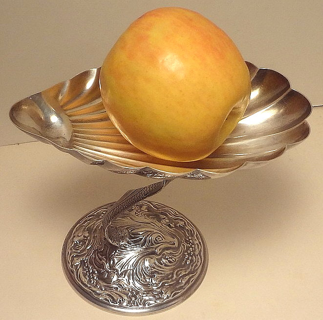 📌e1900's DURGIN STERLING SILVER - (191 GRAMS) - DOLPHIN 6" SHELL COMPOTE - #107