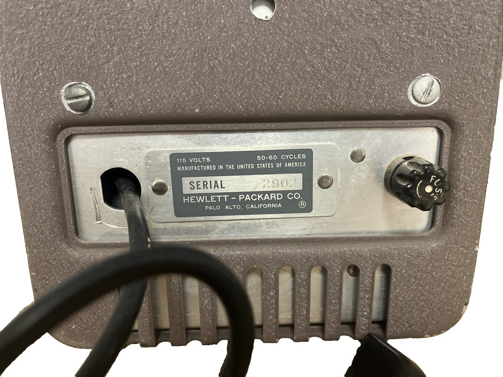 Vintage 1950's Hewlett Packard Vacuum Tool Volt Meter 400H