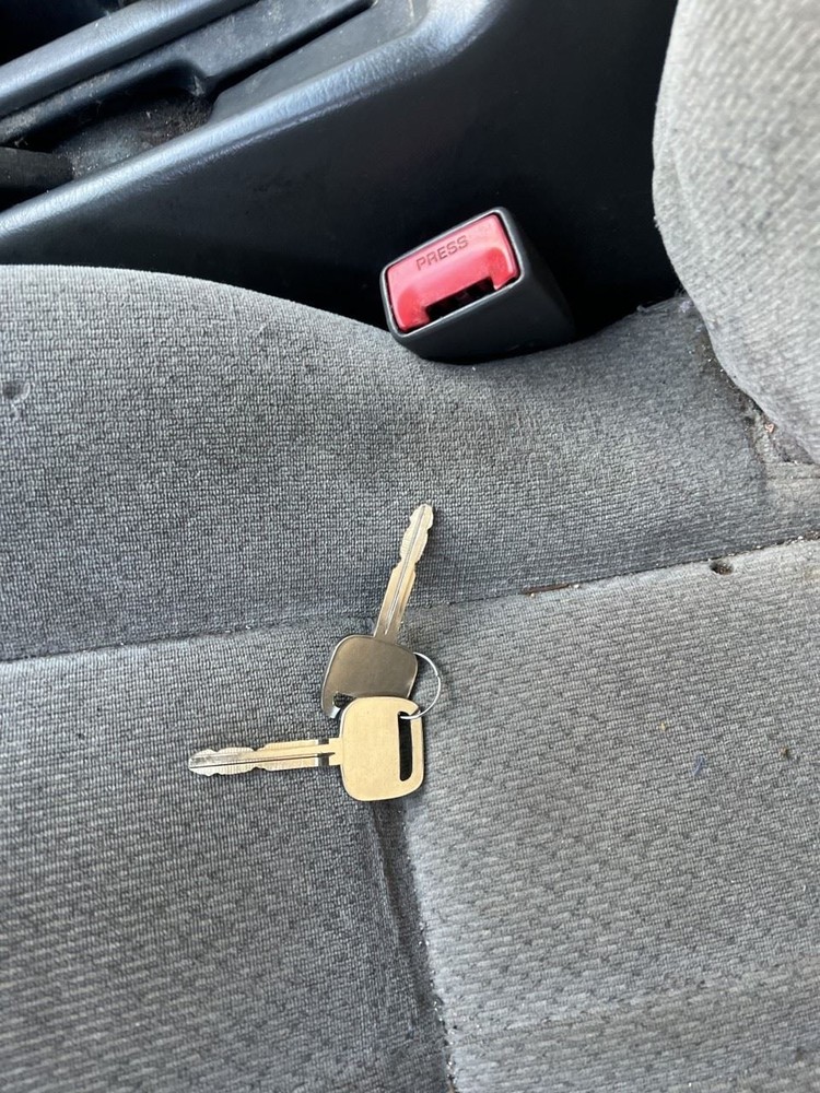 2001 CAMRY Third Brake Light Tested OEM