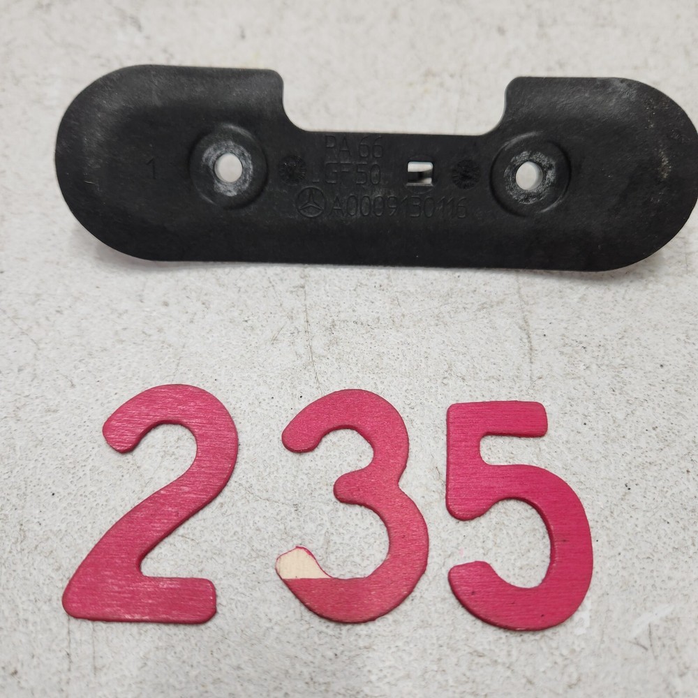 07-16 Mercedes Benz GL450 Left/Right Front Seat Frame Bracket OEM