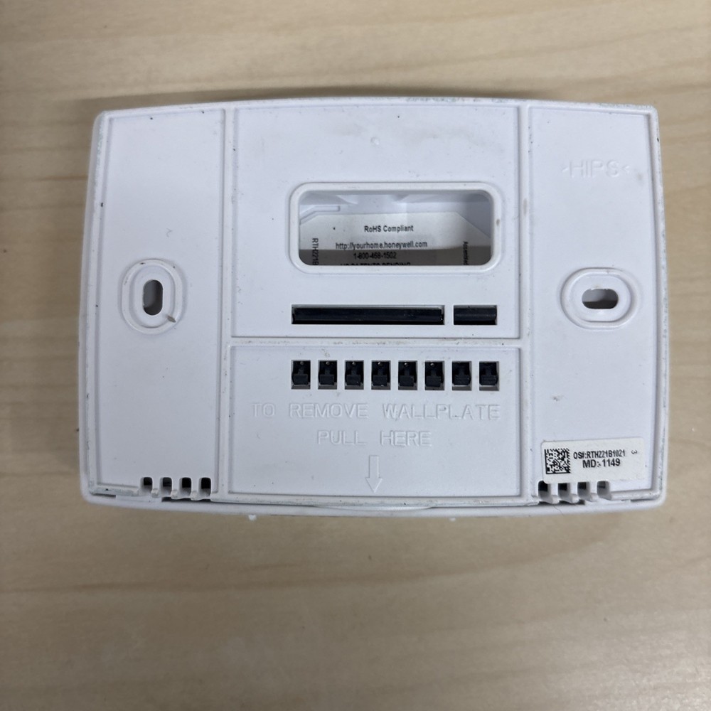 Honeywell Digital 7 Day Programmable Thermostat RTH221B1021