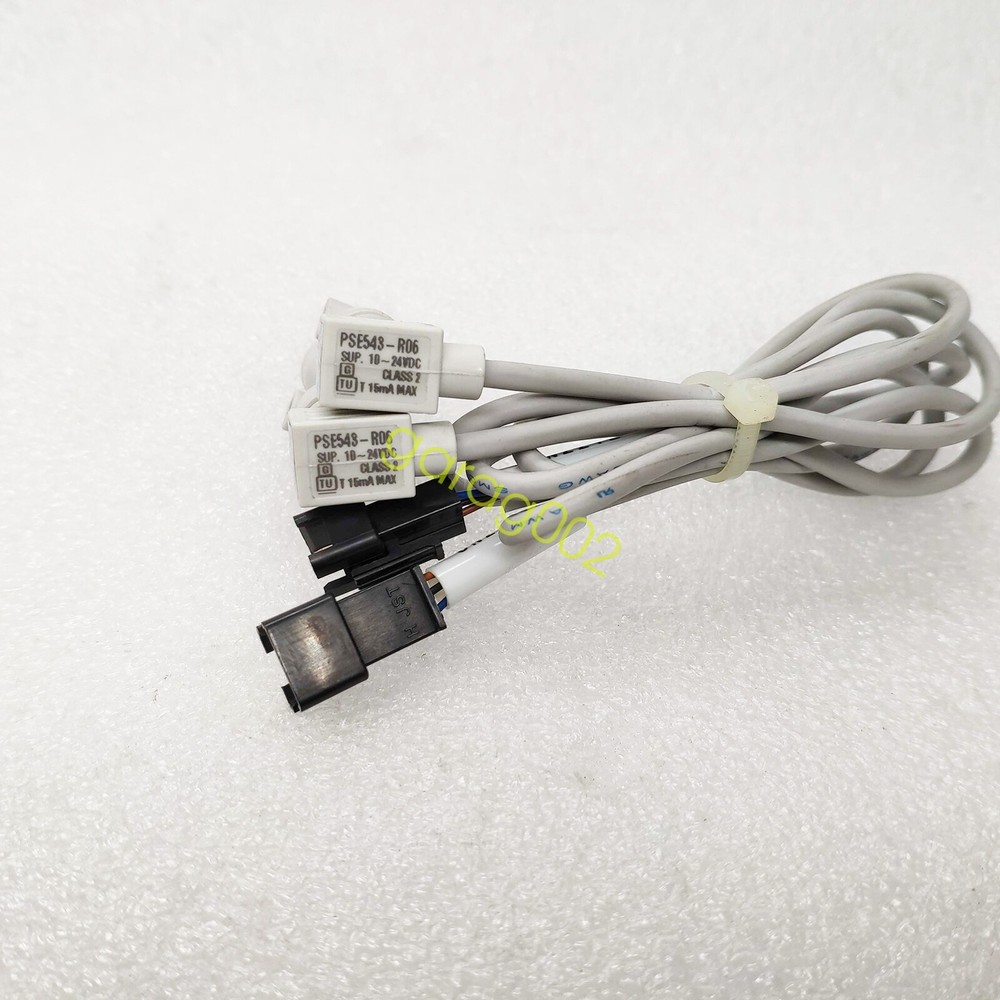 SMC PSE543-R06 Compact Digital Pressure Switche New