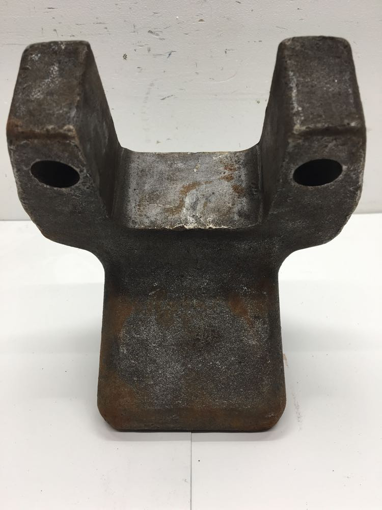 Eaton Torque Rod Bracket 301886 (338-10009)