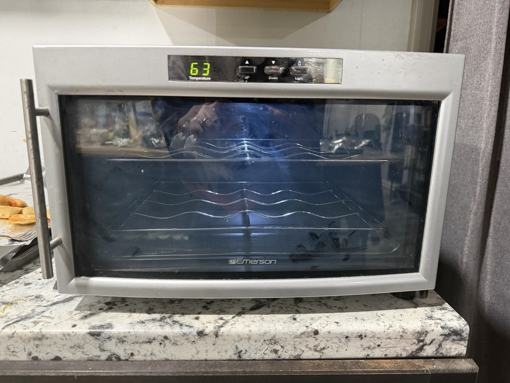 Emersion 8-Bottle Wine Cooler