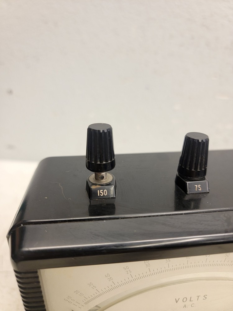 Yokogawa DC Voltmeter JisC1102