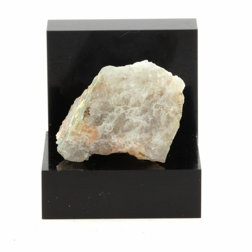 Quartz. 44.1 Ct. Estrie, Quebec, Canada.