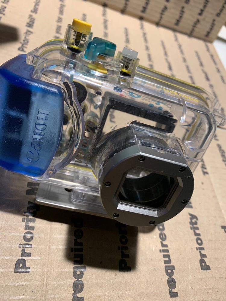 Canon WP-DC70 Waterproof Camera Case AS IS