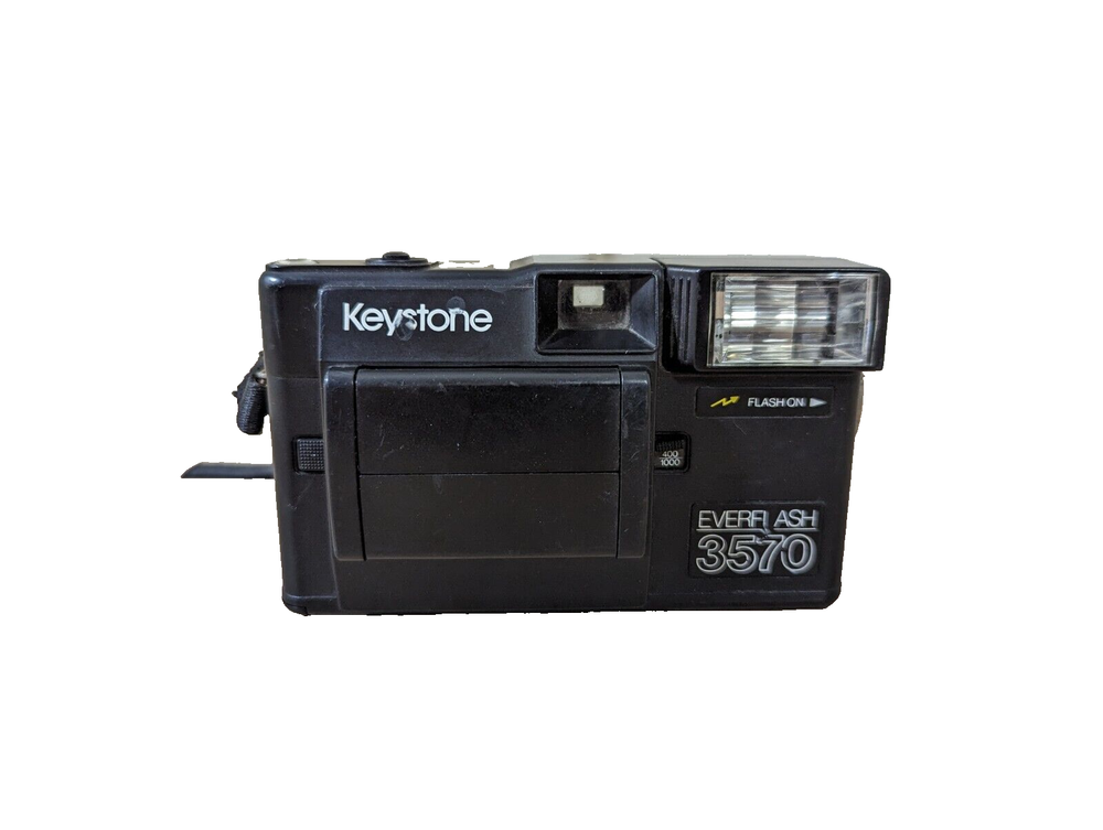 Vtg. KEYSTONE Everflash 3570 35mm Film Camera / Untested