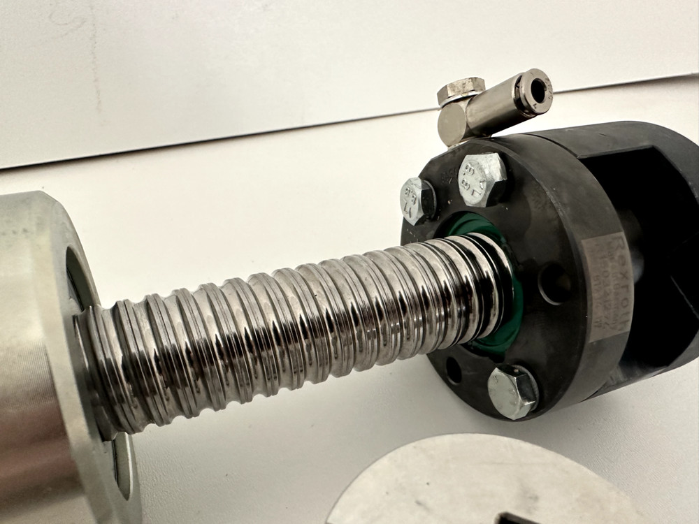 THREADED SPINDLE WITH NUT Rexroth R150321294