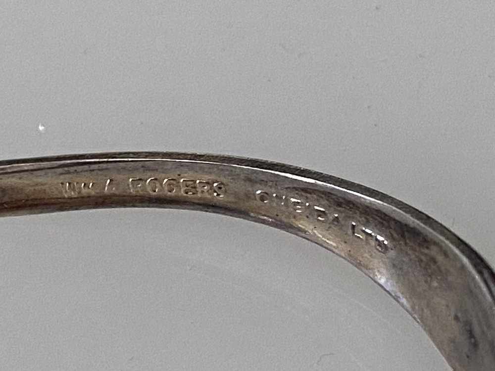 Vintage Silver Plated WMA Rogers Oneida LTD Bangle Bracelet Flowers Scrolls Nice