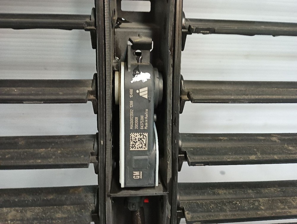 Active Air Shutter from 2020 Silverado 1500 5.3L 12838532