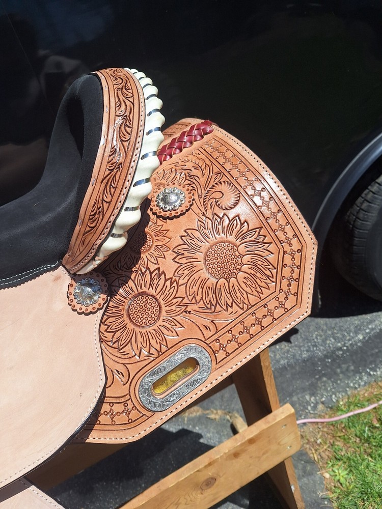 Brand New 16" Circle S Barrel Saddle