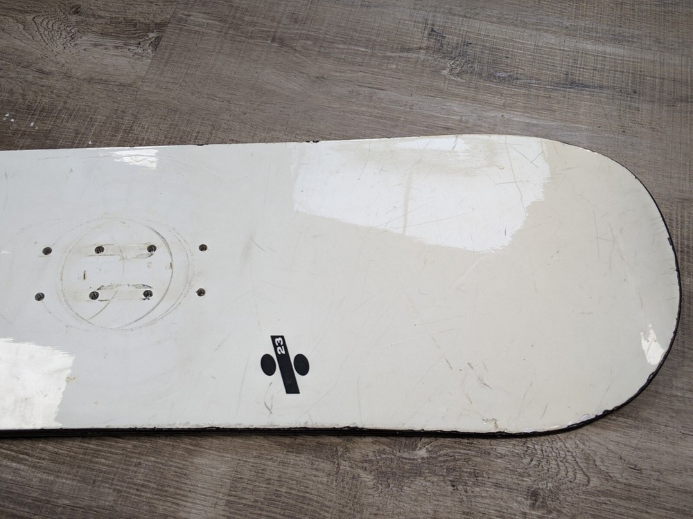 Peter Line 146.5 CM Snowboard Rainbow - White