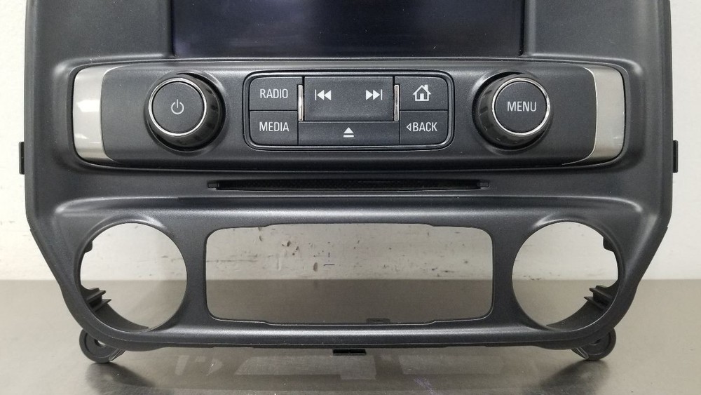 18 CHEVY SILVERADO 1500 RADIO AUDIO INFORMATION DISPLAY AND CONTROL PANEL