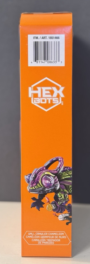 Hex Bots Remote Control Wall Crawler/Climber Glows In The Dark Chameleon NIB