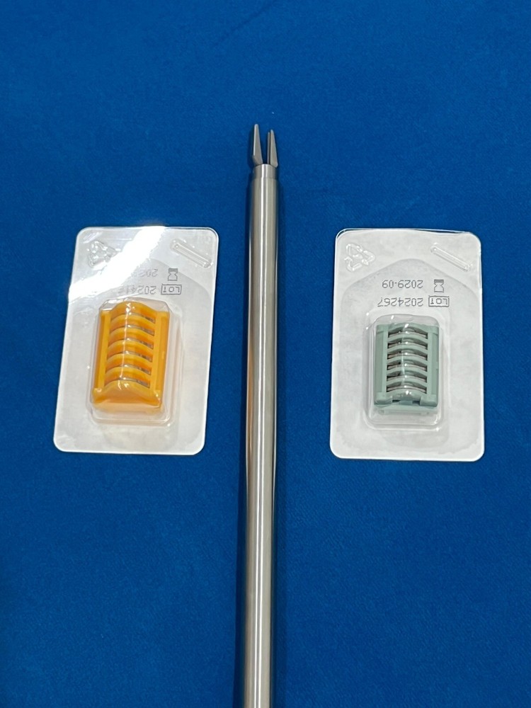 Universal Laparoscopic Clip Applicator + LT300 LT400 Titanium Clips Reusable