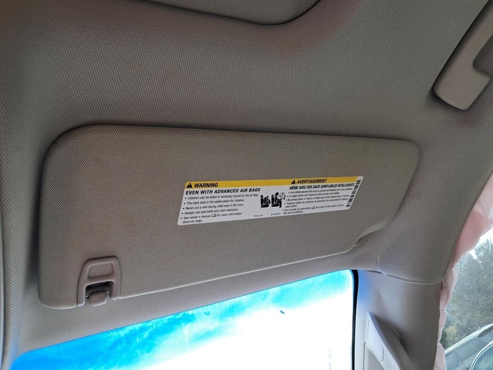 YUKONXL15 2016 Glove Box 4801636