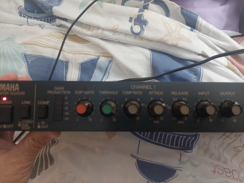 Yamaha Compressor Limiter 2 Channel GC2020B II Rackmount