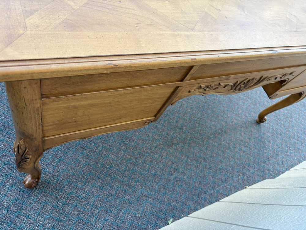 67158 Maple ETHAN ALLEN Executive Desk