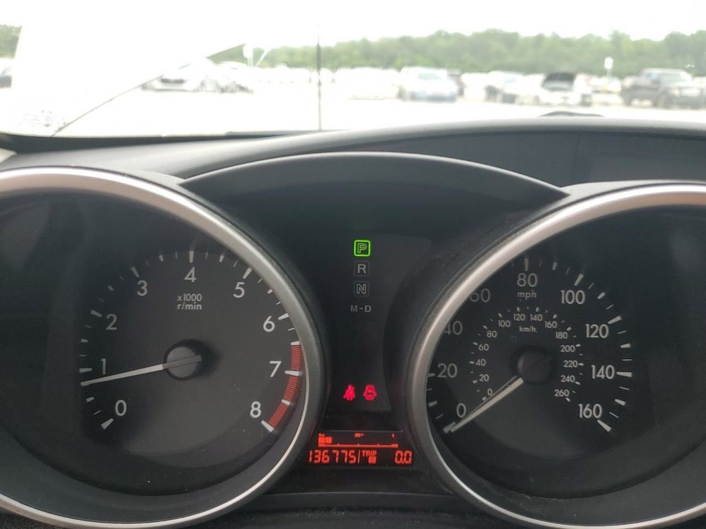 3 2011 Fuse Box Engine 4720804