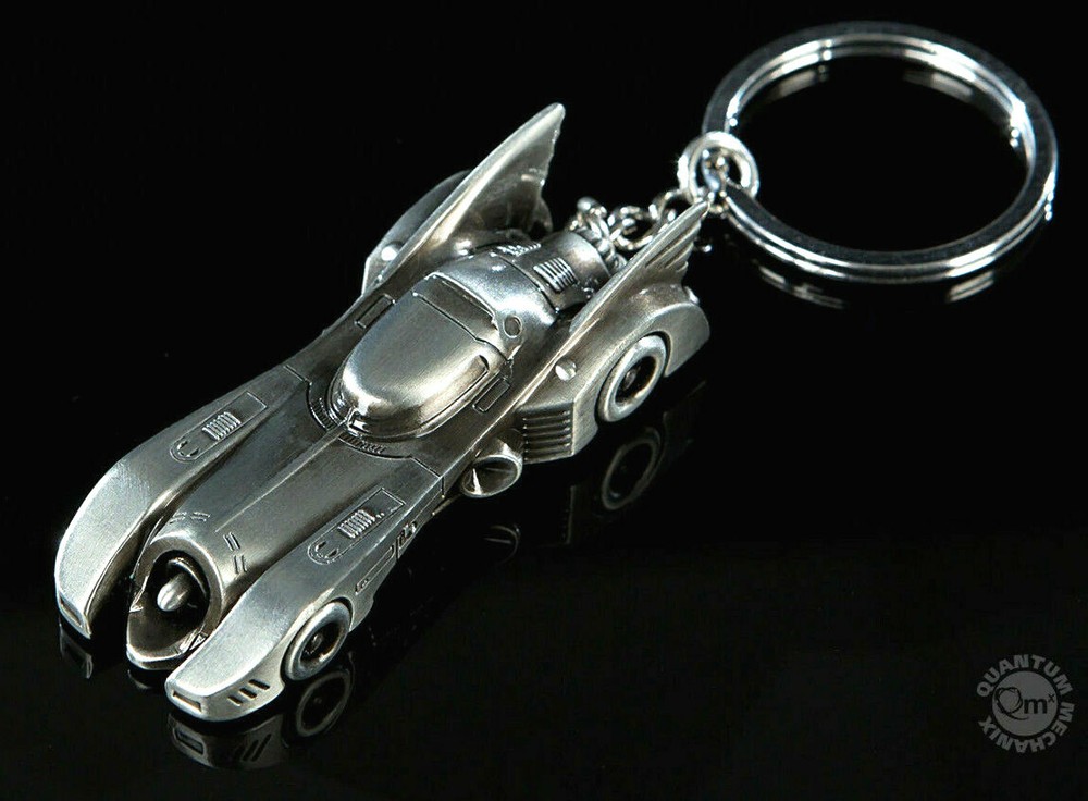 Batman Batmobile 2.5" Deluxe Metal QMX Keychain- Carded