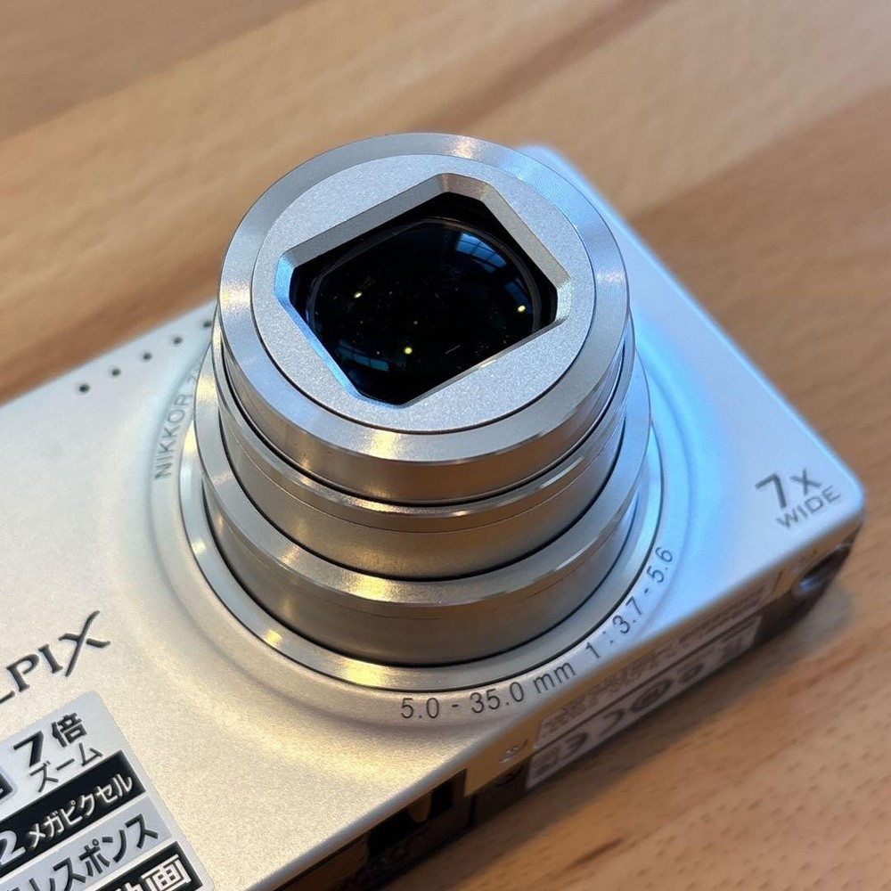 Nikon COOLPIX S6000 Compact Digital Camera Tested Simple Design Battery Only