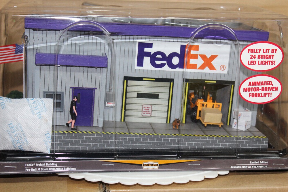 MENARDS O SCALE FED EX FREIGHT BUILDING