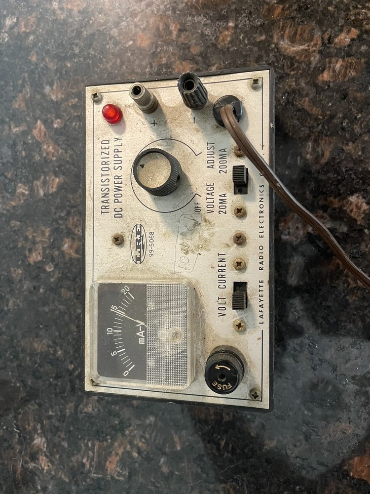 Lafayette Transistorized power supply LRE 99-5068 Powers on Untested