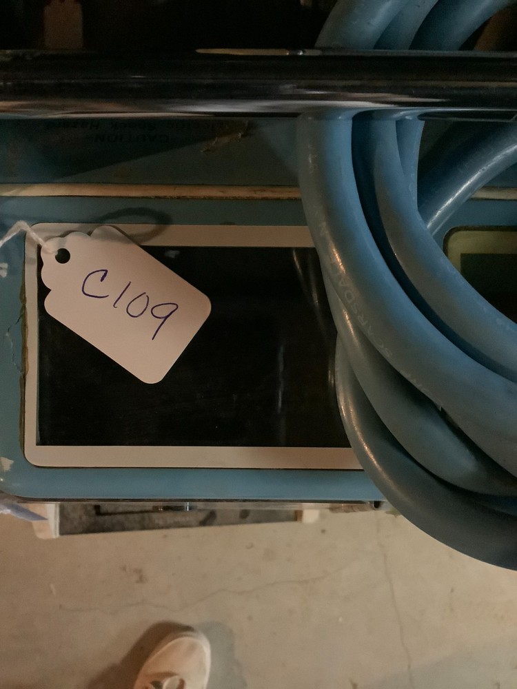 IMED 960 Volumetric Infusion Pump Powers On and beeps