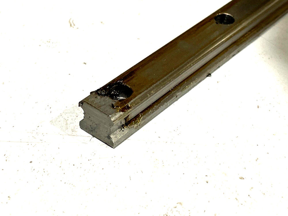 THK SHS15CR2+1524L Linear Guide Blocks w/ Guide Rail