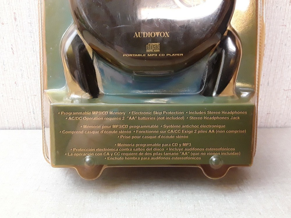 Audiovox Personal Cd Mp3 Player With Car Kit