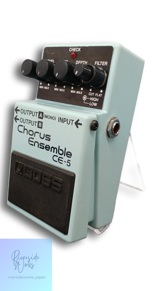 BOSS CE-5 Chorus Ensemble Effects Pedal for Guitar JP