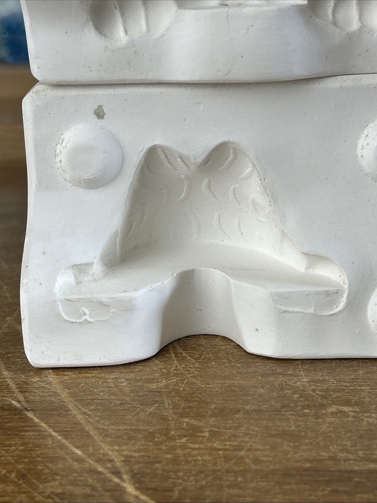 Ceramic Slip Casting Mold “Garfield Peeking With Paws”