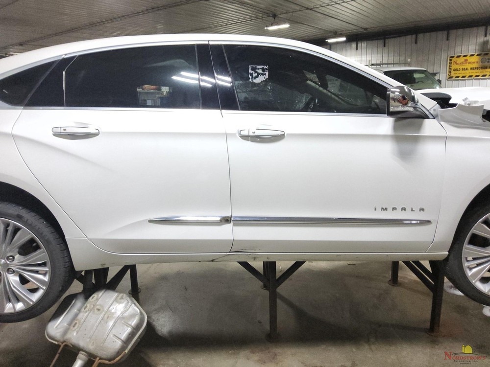 2018 Chevy Impala Passenger Front Headrest Only Gray Leather