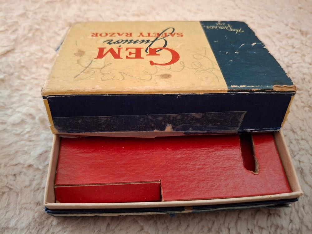 Vintage GEM Junior Single Edge Safety Razor Bakelite Fat Handle & Box