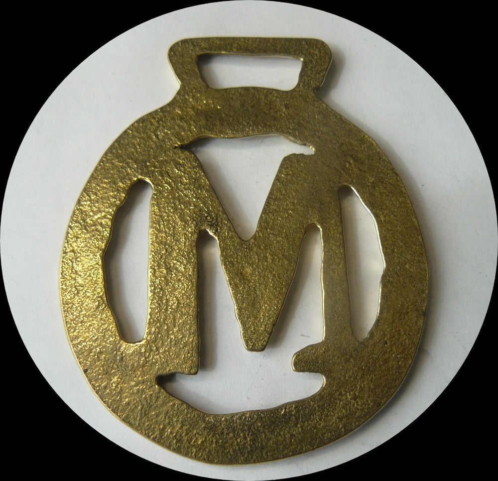 "M" ALPHABET Horse brass (N682)