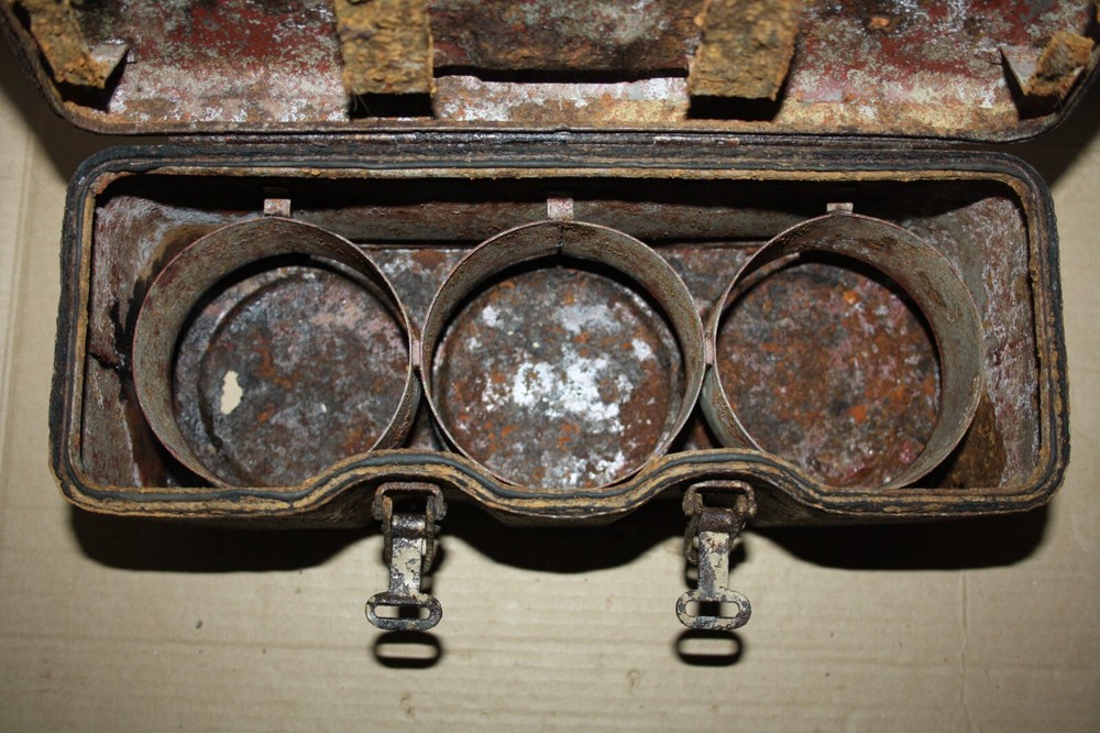 WW2 Original German Box for SMI
