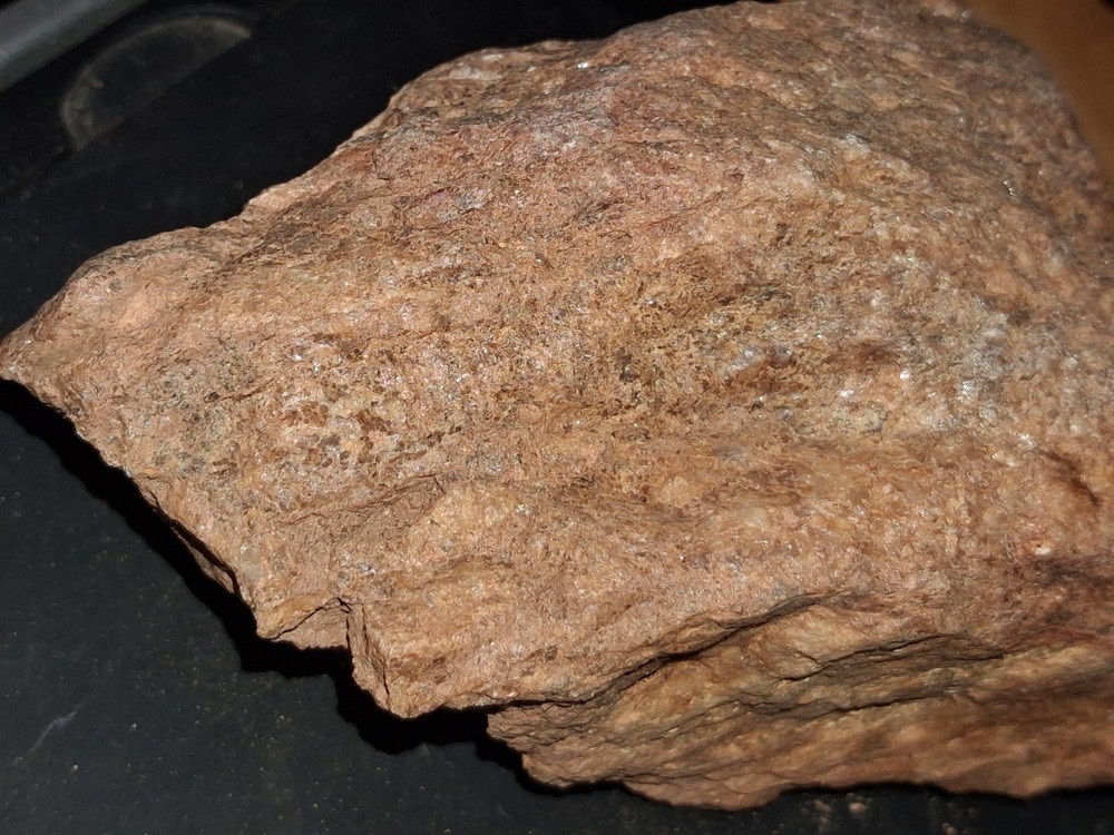 gold in quartz specimen 1 lb 5 oz