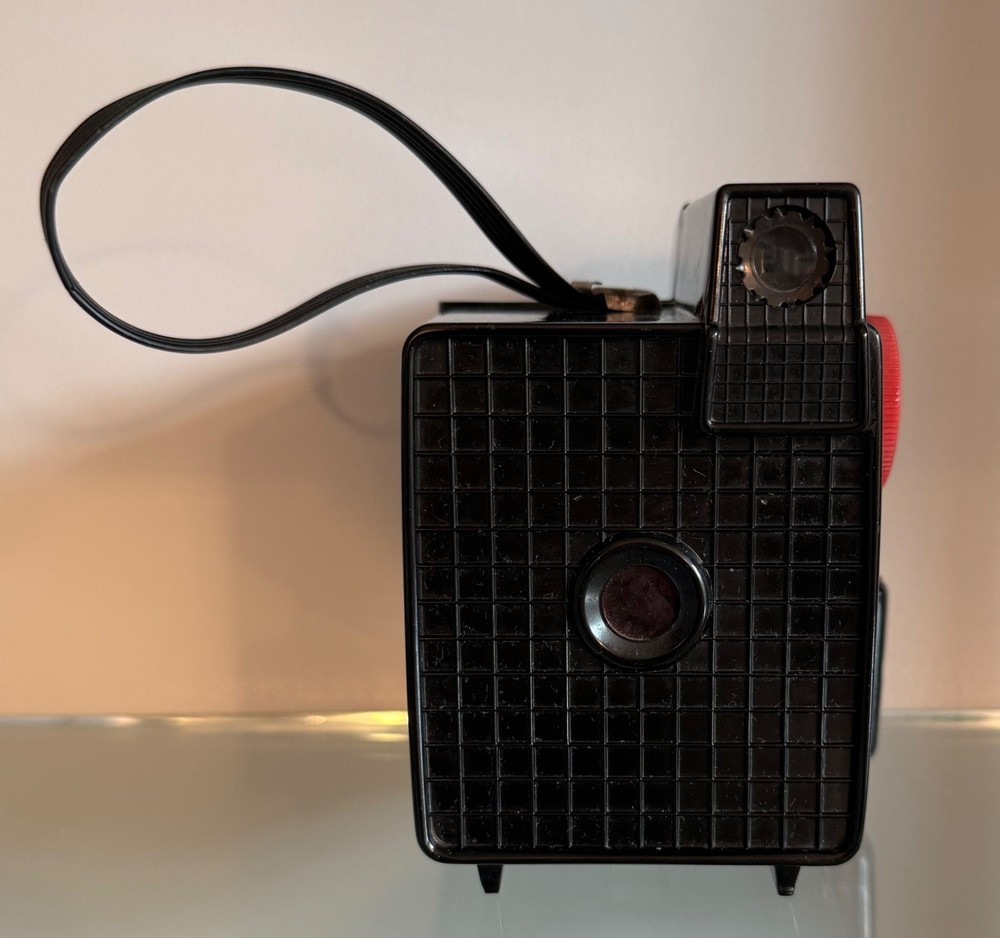 Imperial Debonair Camera circa 1950s Herbert George Co.