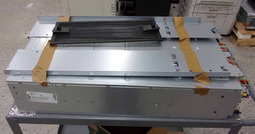 EMC MGTN VMAX 24-Bay Megatron Storage Processor Enclosure SEE NOTES