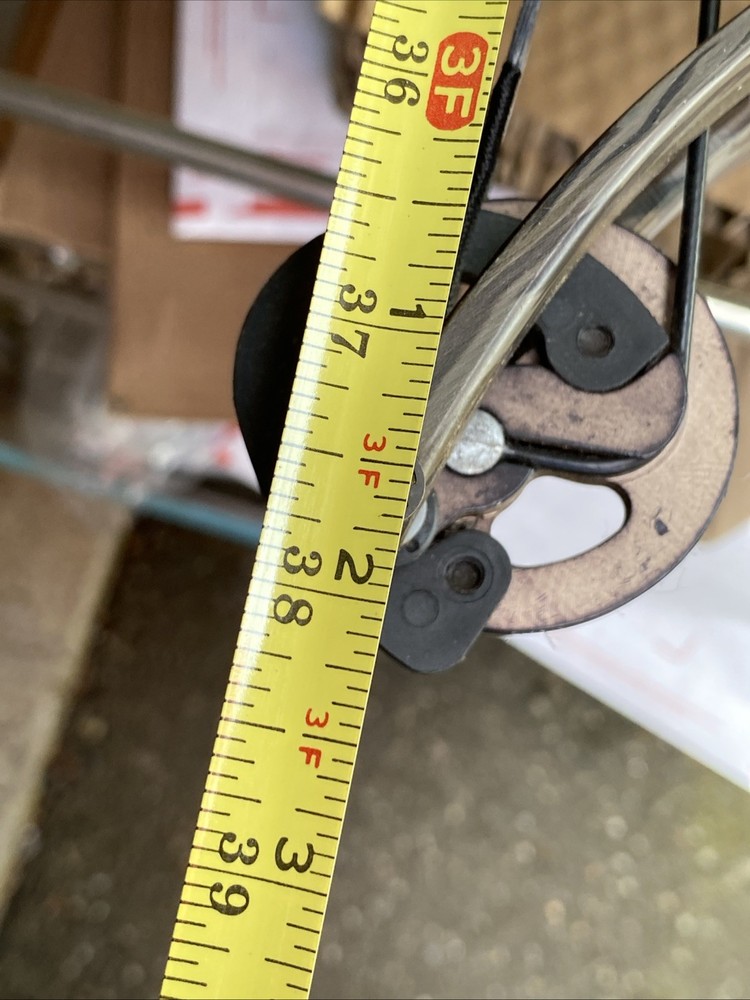 Golden Eagle Carbon Hawk System Compound Bow 38” RH