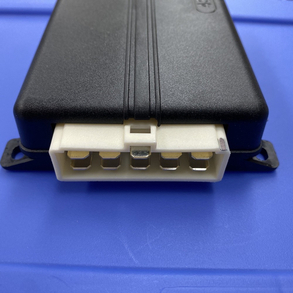 USED Viper DEI Directed 4305 Remote Start Alarm Module Brain ONLY - NO JUMPER