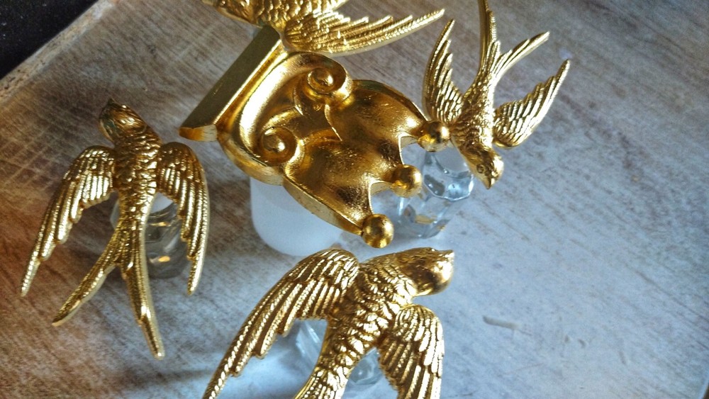 Silicone mold for decorative royal element castings