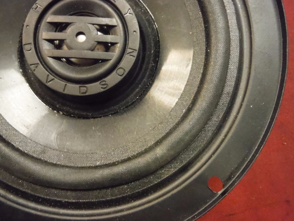 Harley Davidson FLHX FLHT Speaker 76000096