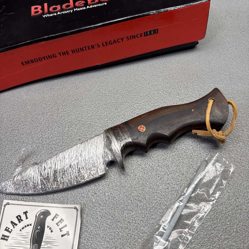 BLADEBOLT KNIVE