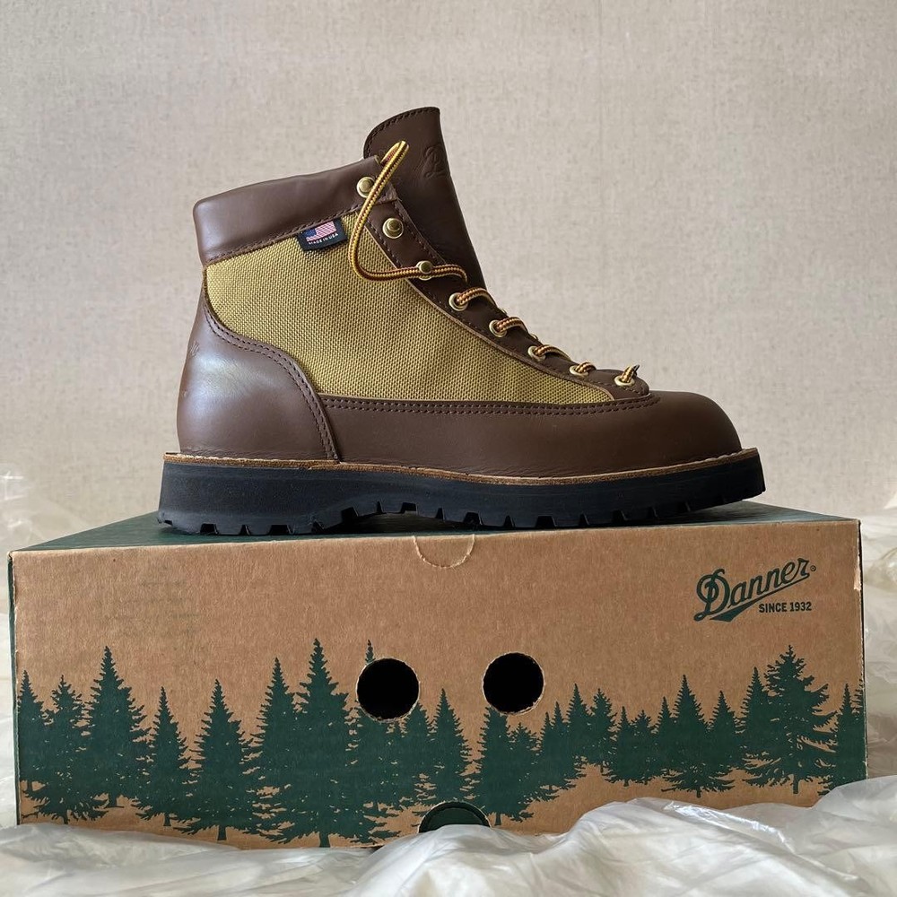 Used 25.5cm Danner Light Mountain Boots